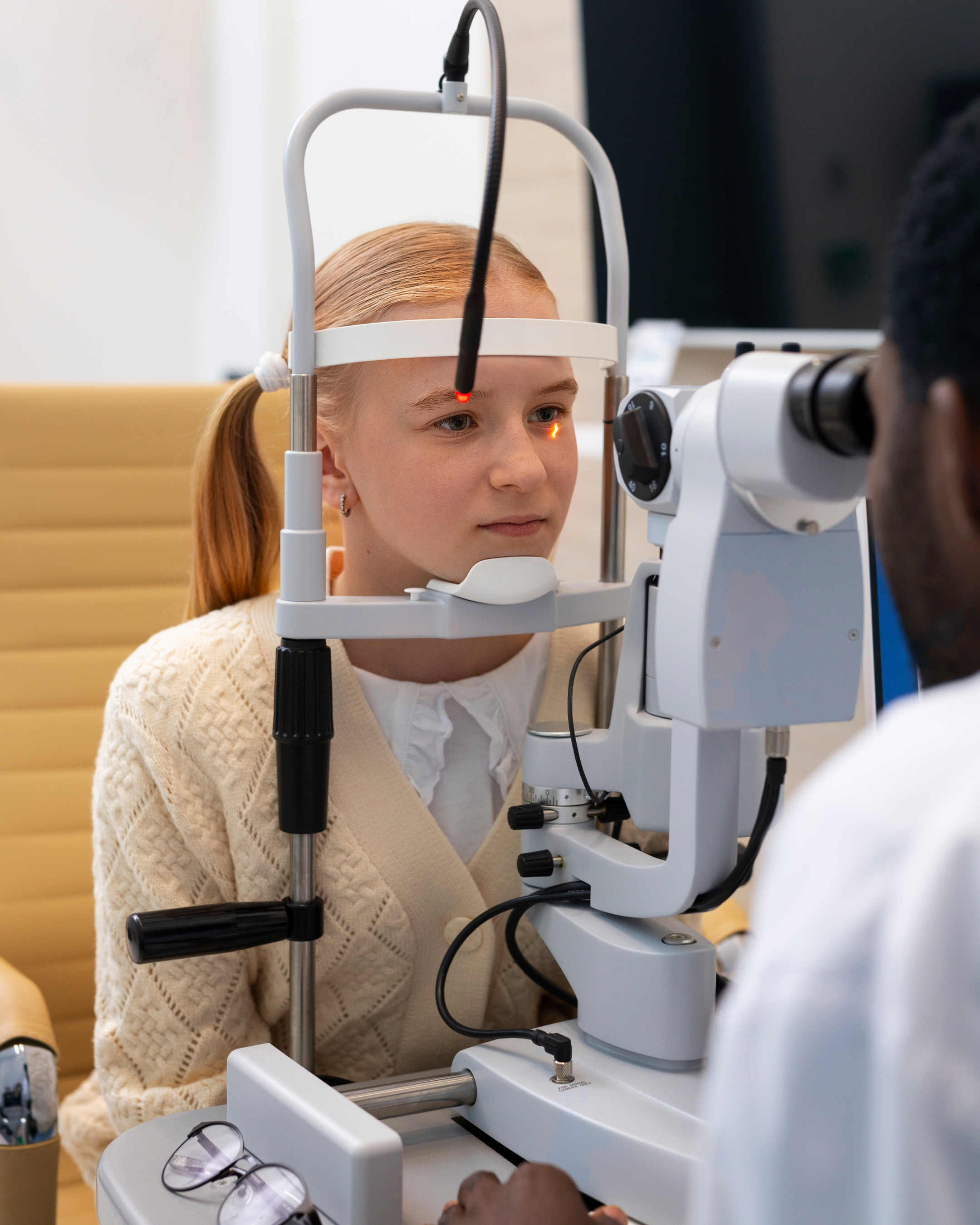 Consultant-led SLT laser treatment to lower eye pressure and manage glaucoma at The Eye Doctor Clinic in Huddersfield